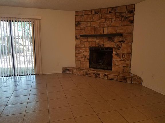 2nd image of 11567 Dunes Way Dr N