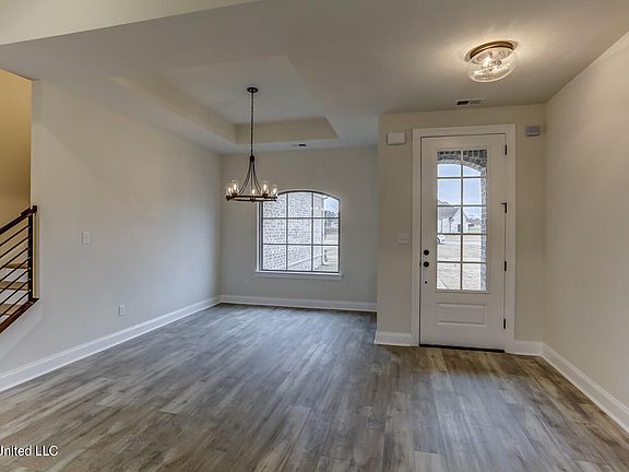 5th image of 8071 Briscoe Dr