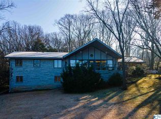 1803 Covewood Dr SE, Huntsville, AL 35801