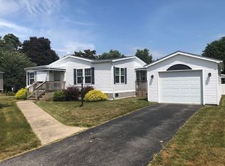 9923 Newmarket Ave, Clarence, NY 14031