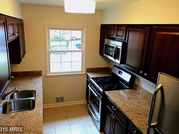 2nd image of 15020 Ashdale Cir