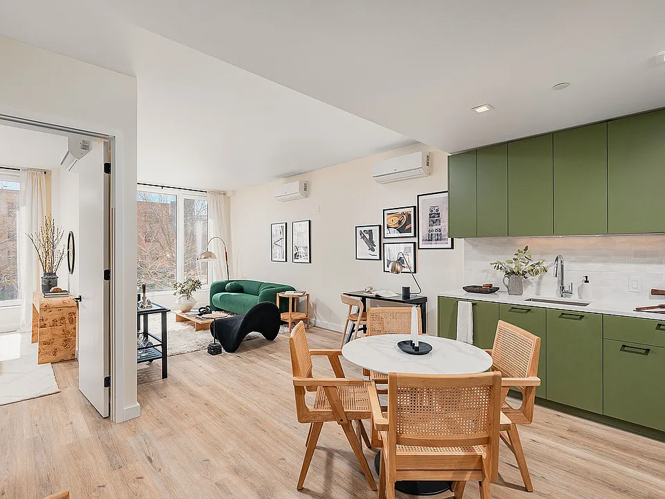 21 Garden St #4G