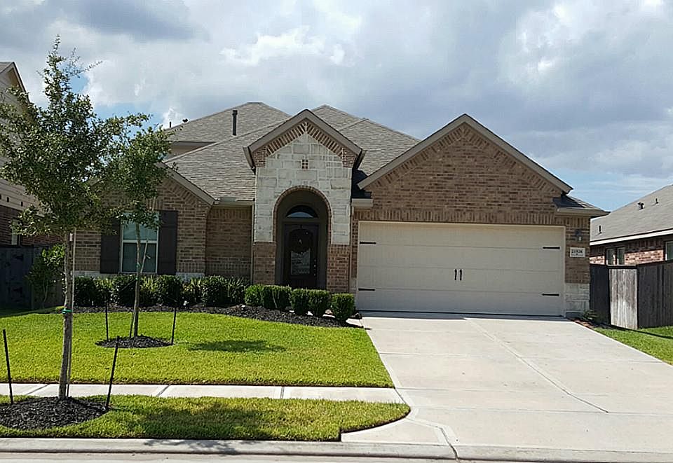 1st image of 21526 Prairie Crest Dr
