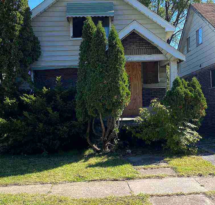 17250 Goddard