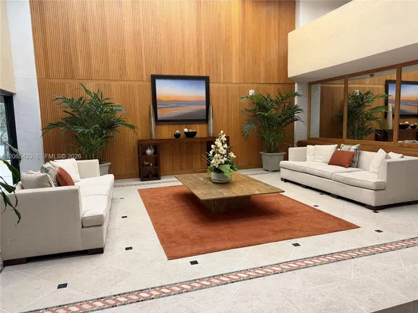 170 Ocean Lane Dr APT 909, Key Biscayne, FL 33149