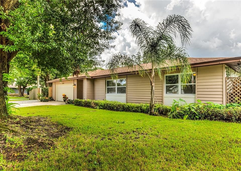 1st image of 8104 Banyan Blvd