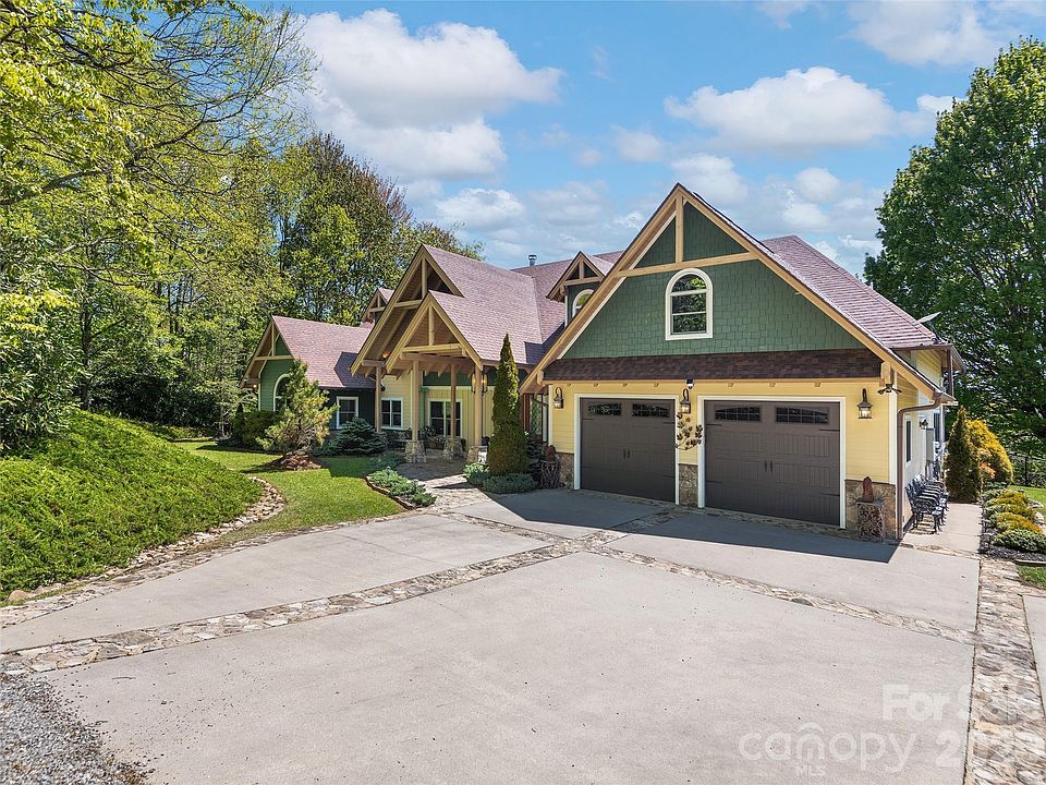 1st image of 350 Snow Flake Ln