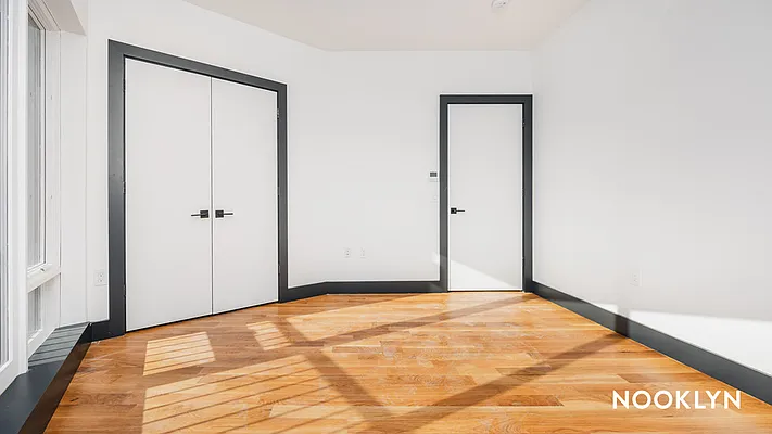 Rented by Nooklyn NYC LLC | media 19