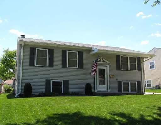 1st image of 383 E Lincoln Ave