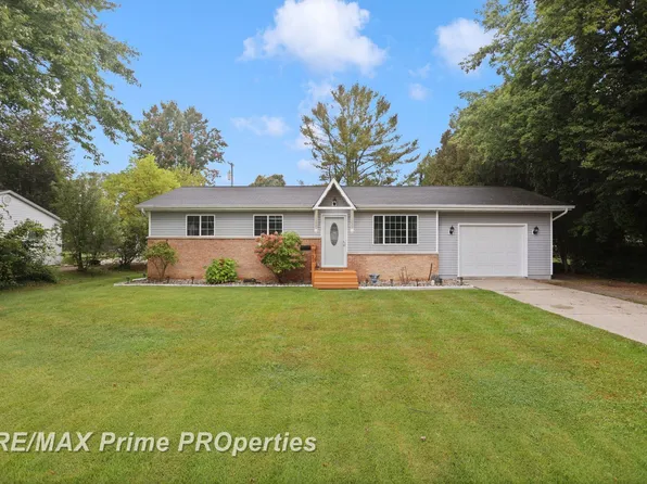 722 Richard St, Vassar, MI 48768