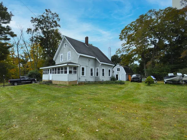 723 Plymouth St, East Bridgewater, MA 02333
