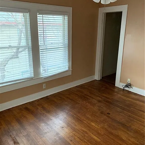 2714 Whitis Ave #ABC — Photo 11