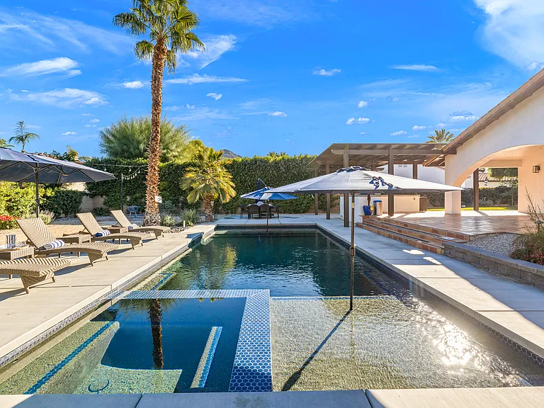 Welcome to Casa Paloma!