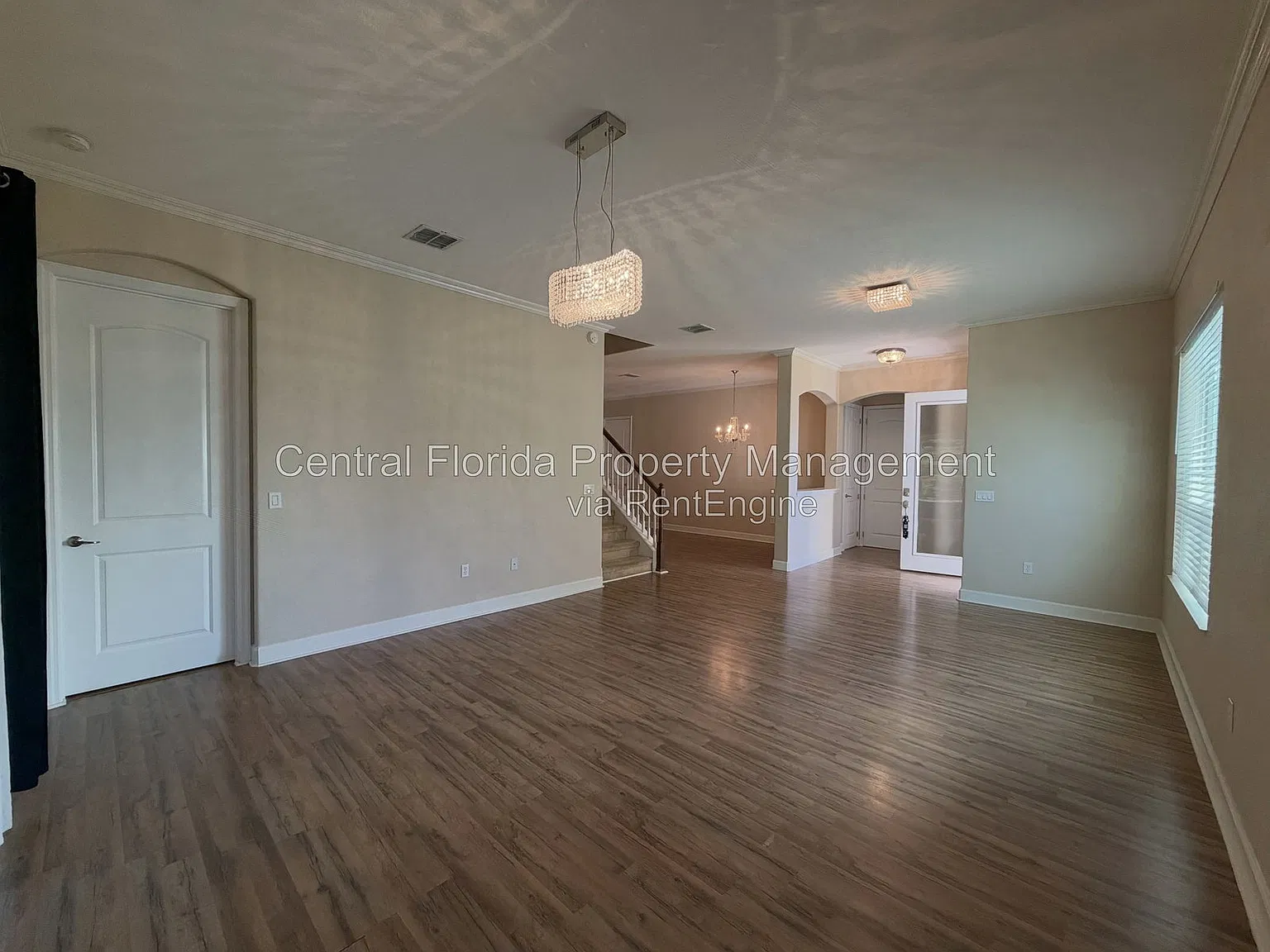 3 bed, 2.5 bath, 1776 sqft, $2,349 — Photo 4