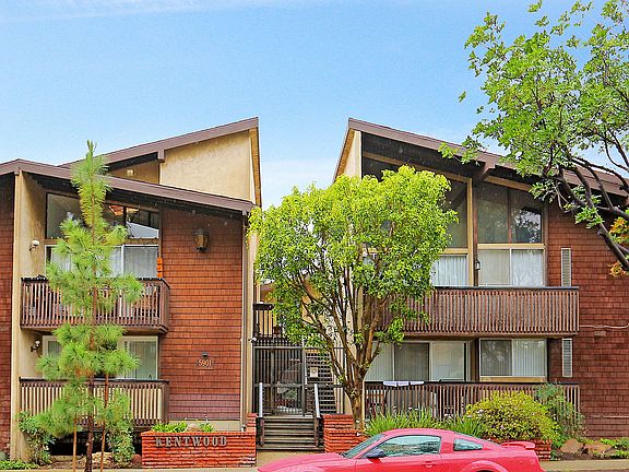 2nd image of 5901 Canterbury Dr Unit 2