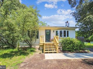 1590 Long Point Rd, Pasadena, MD 21122