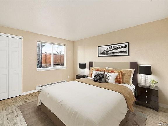 5th image of 12511 SE 41st Pl #103