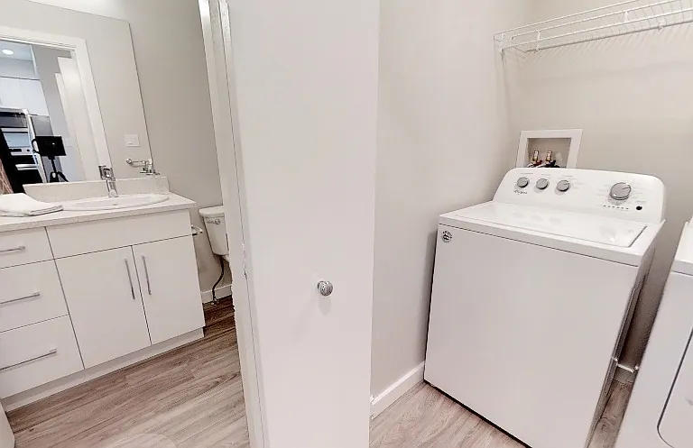 575 S Dogwood St #409 — Photo 14
