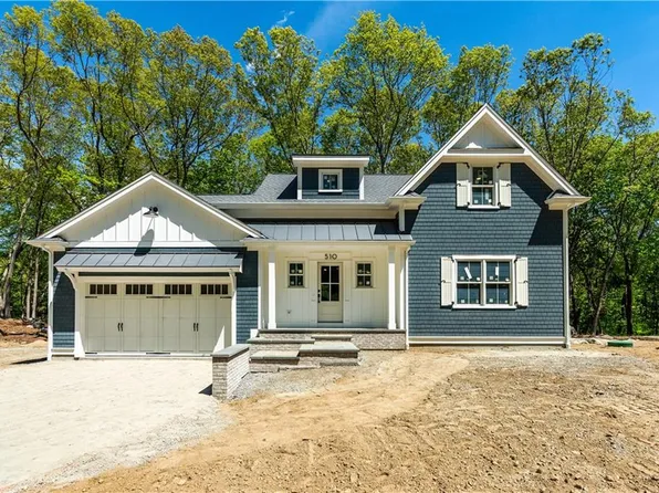 510 Greenbush Rd, Warwick, RI 02818