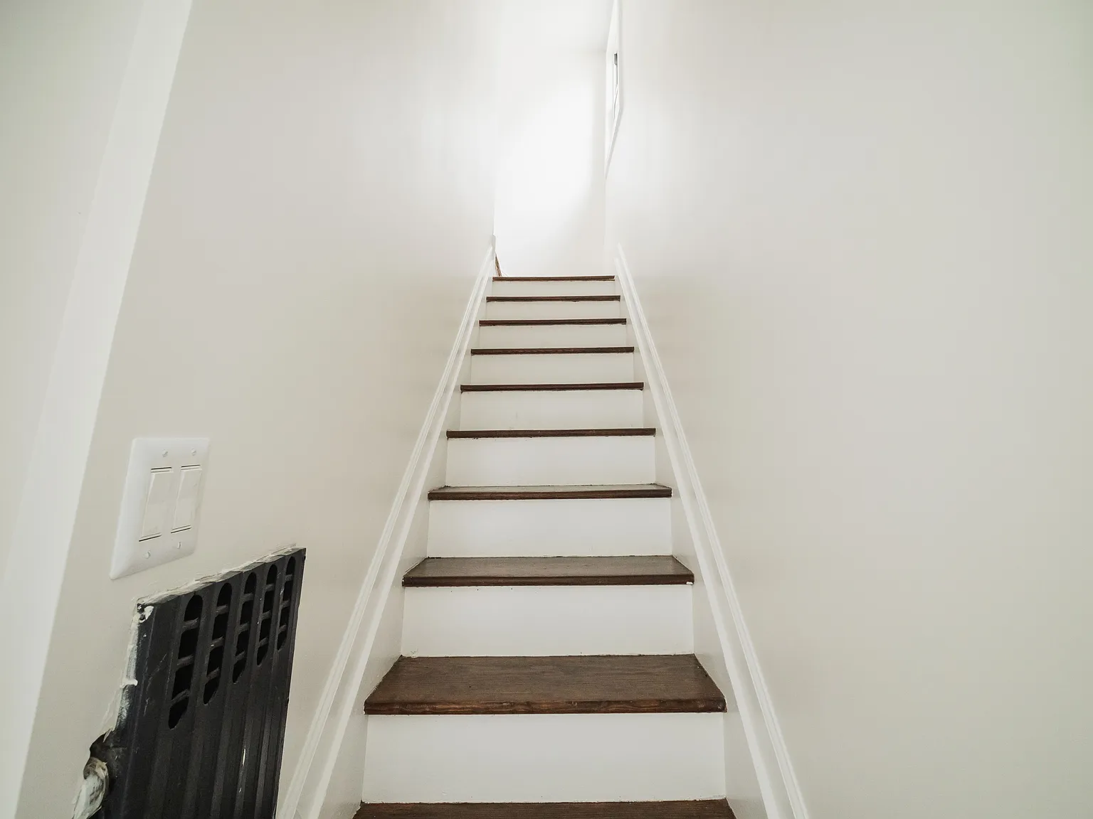 2 bed, $2,600 — Photo 2