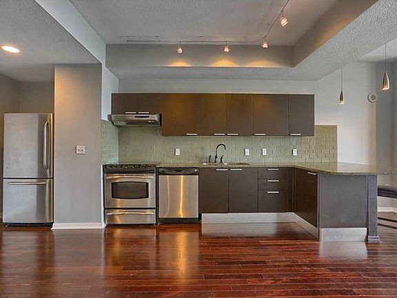 4th image of 226 5th Ave N APT 1004