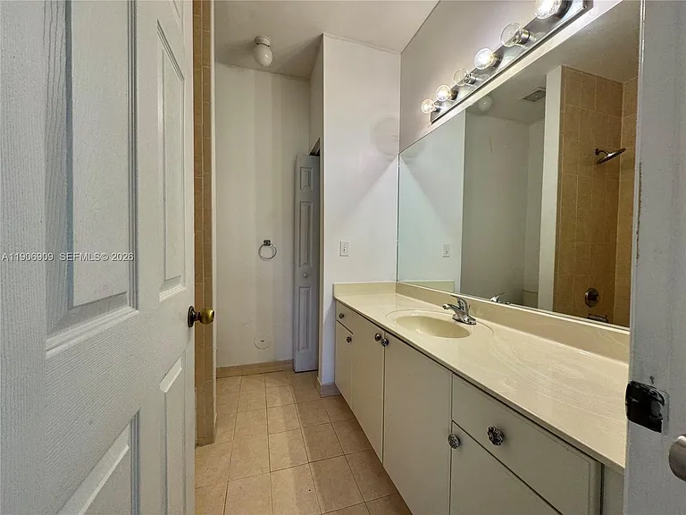 2590 NE 3rd Dr #203 — Photo 20