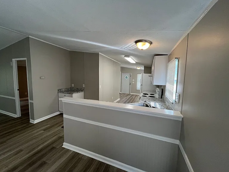 6803 Waters Ave — Photo 16