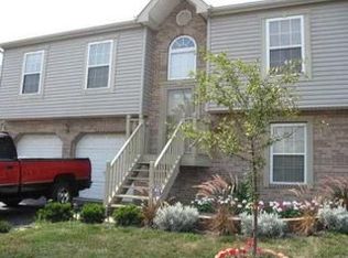 319 Effington Ln, Columbus, OH