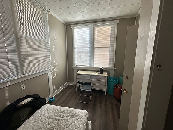 5th image of 328 S University St
