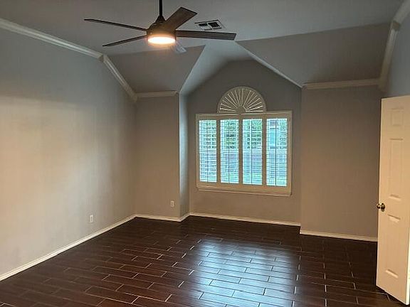 4th image of 3113 Grandview Dr