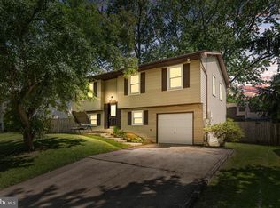 2535 Symphony Ln, Gambrills, MD 21054