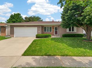 741 Wildwood Rd, Waterloo, IA 50702