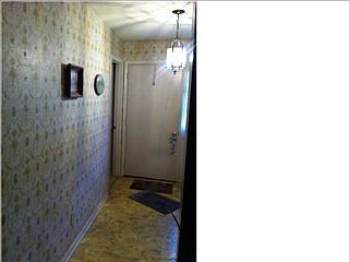 2nd image of 940 Kennington Hills Dr