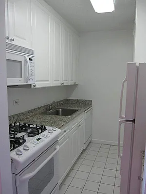 Rented by Realty Group International | media 22