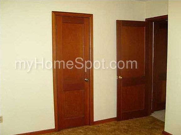 5th image of 4260 N 9th Ave