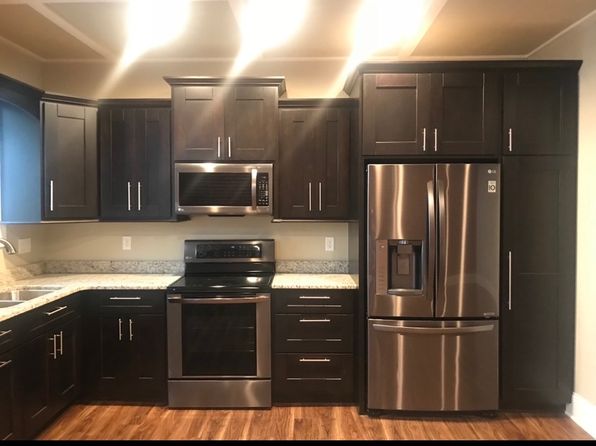 13 1/2 Main St