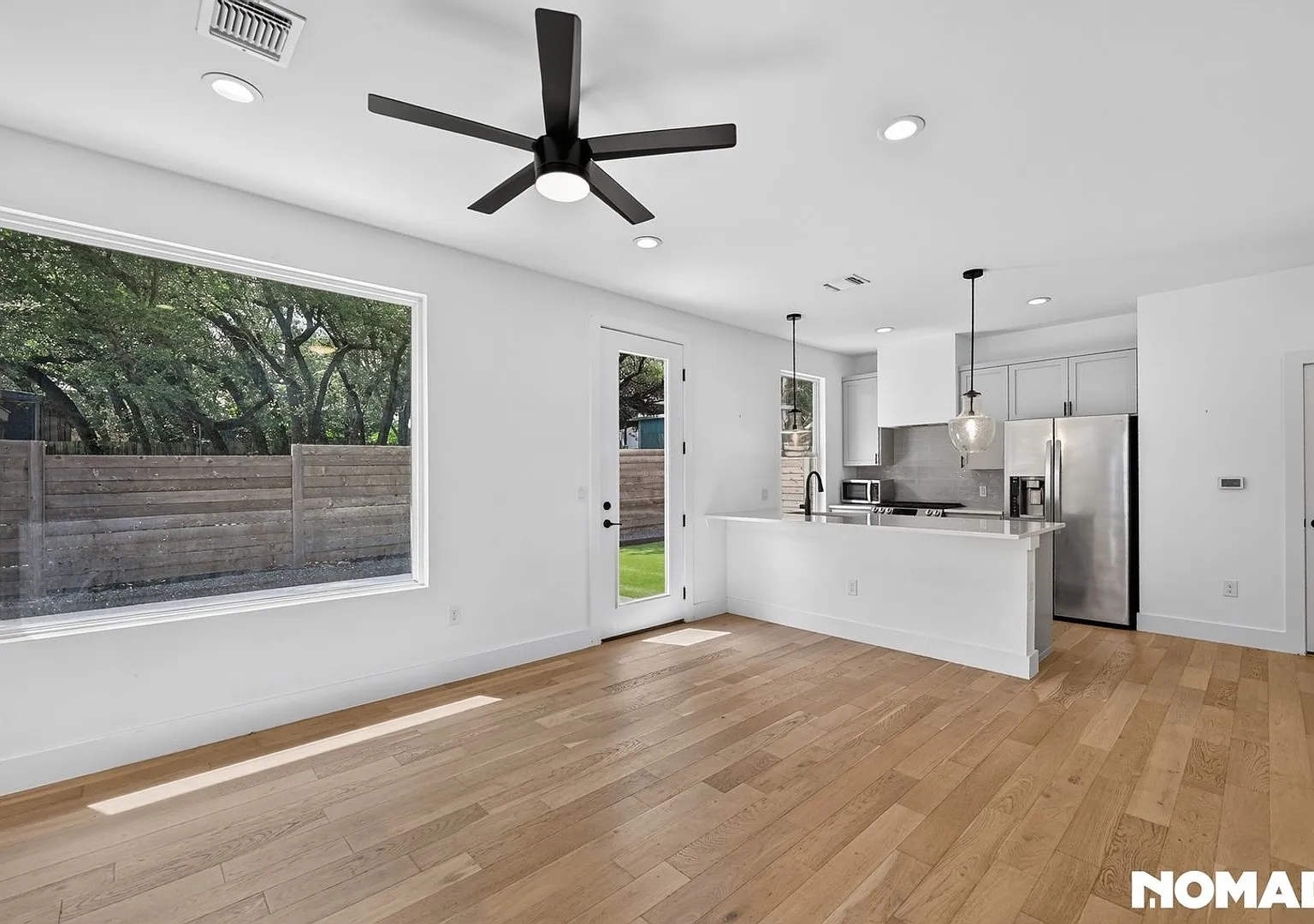 Charming 2BR Condo in Austin — Photo 3