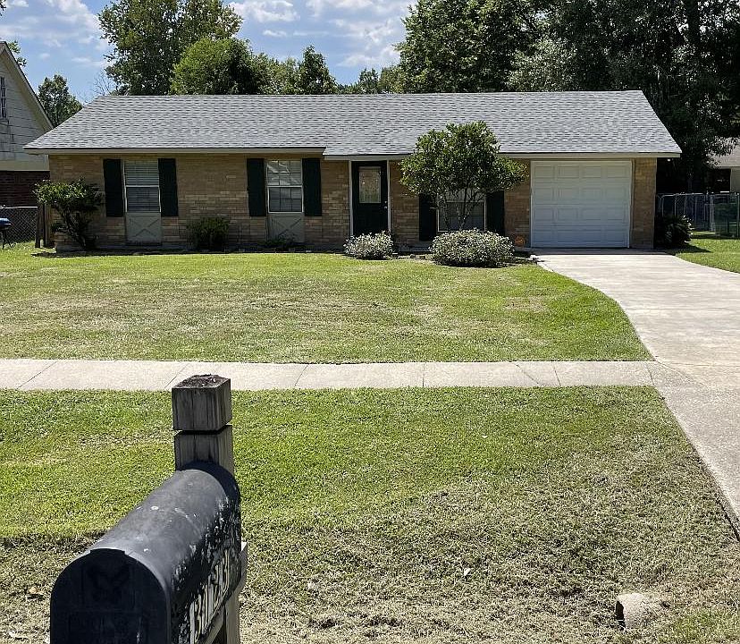 2nd image of 3123 Winnipeg Dr