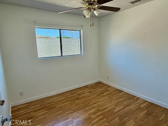 964 W 2nd St — Photo 10