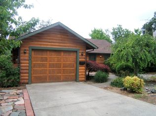 1414 NW Hawthorne Ave, Grants Pass, OR 97526