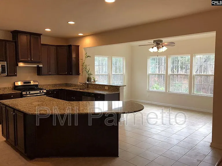 108 Ashford Way — Photo 5