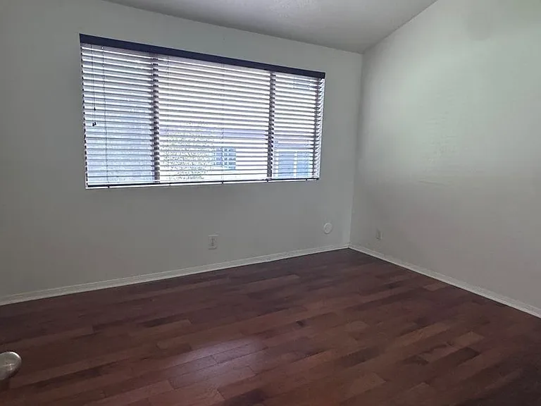 5321 Colodny Dr #8 — Photo 13