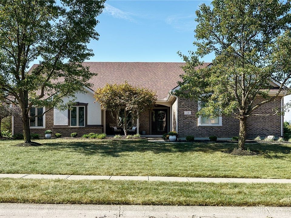 1st image of 28 Fairwood Ct