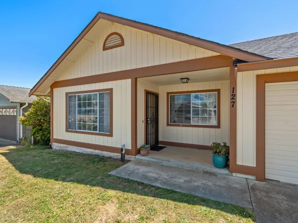 127 E Coolidge Ave, Crescent City, CA 95531
