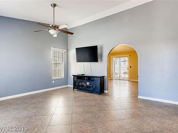 3rd image of 1820 Banaba Ln