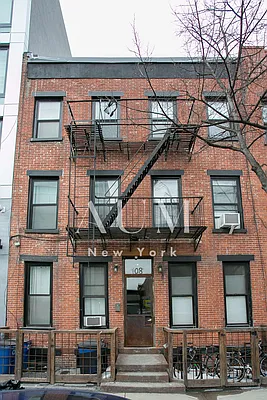 Rented by Zone Corp | media 49