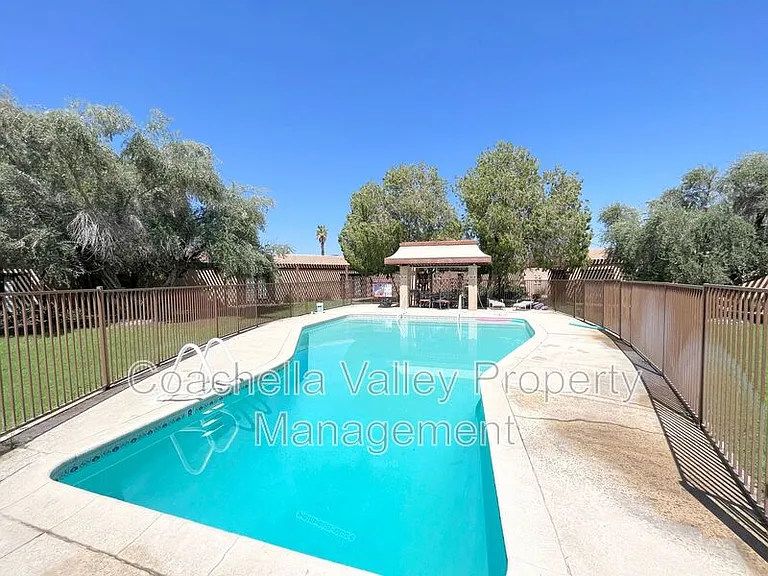 73600 San Gorgonio Way #2 — Photo 5