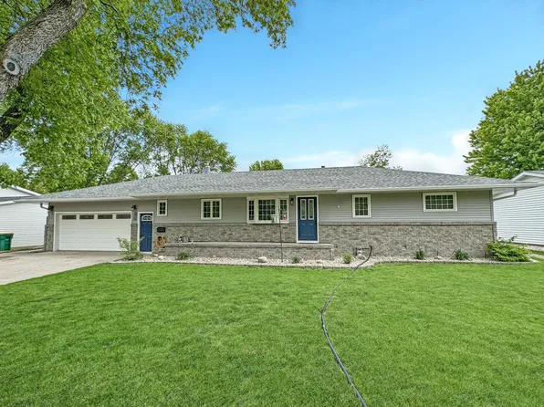 613 Lawrence St, Marshall, MN 56258