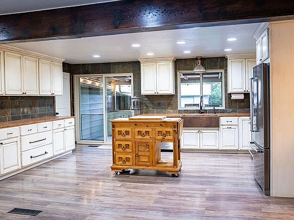 Main home kitchen 
