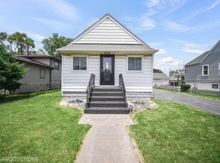 7032 W 72nd Pl, Chicago, IL 60638